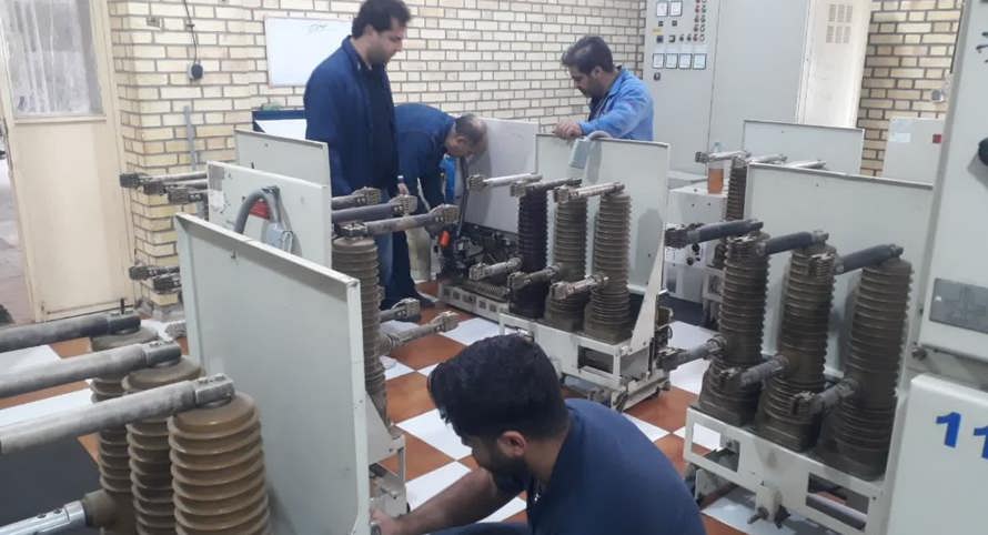 AzwCmsCore.Extend.Fields.StringField