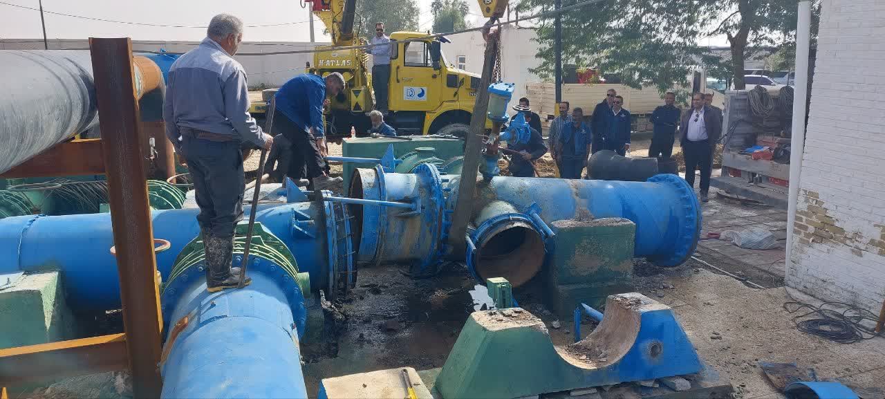 AzwCmsCore.Extend.Fields.StringField